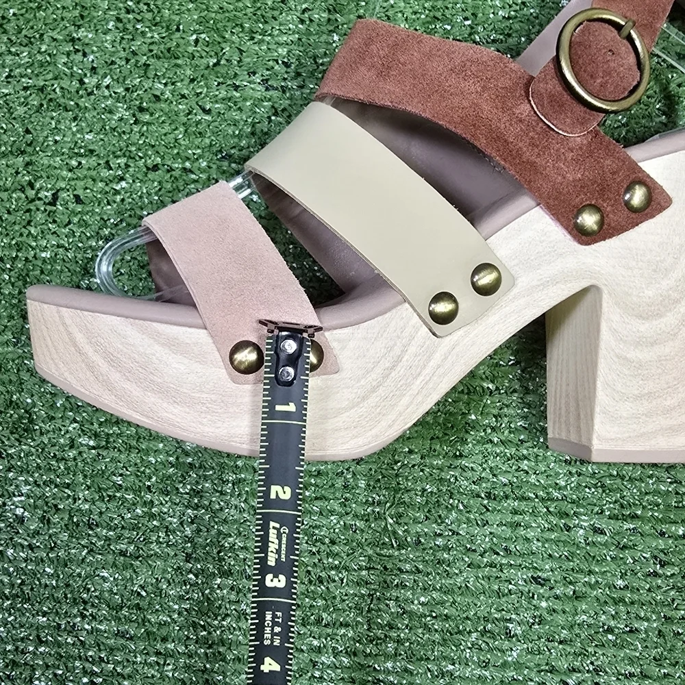 CHINESE LAUNDRY | FENNY PLATFORM MULTI-STRAP SANDALS -NWOT!